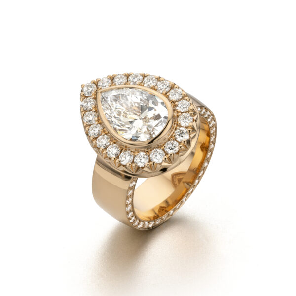 Exclusive Ring
